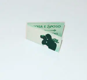 Bigliettini bomboniere sposi pergamena chiara verde